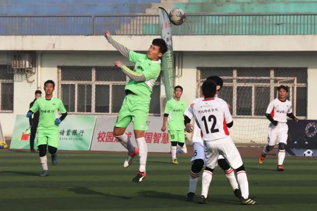 时隔20年冲击世青赛!新星或助国足U20力克沙特
